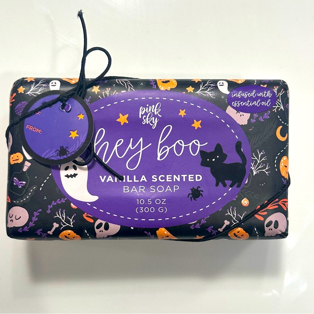 Hey Boo Halloween Vanilla Scented Hand Bar Soap 10.5 Oz NWT Pink Sky